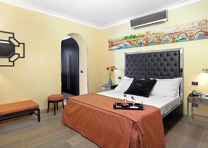 Hotel Lhp Siena 4*