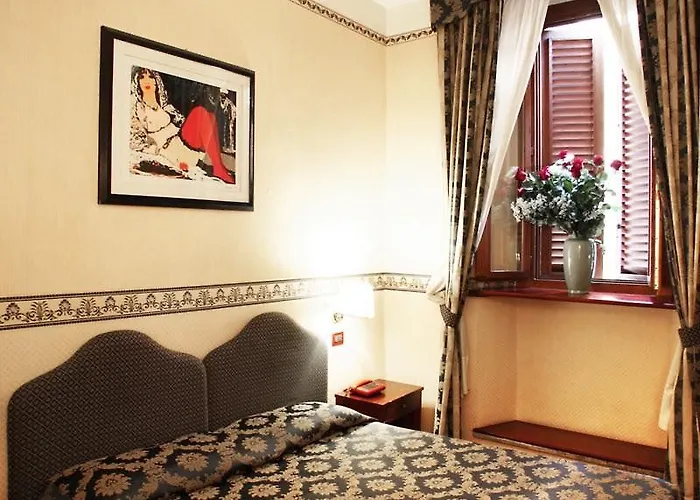 Hotel Lhp Siena Rome