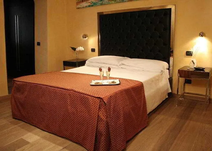 Hotel Lhp Siena